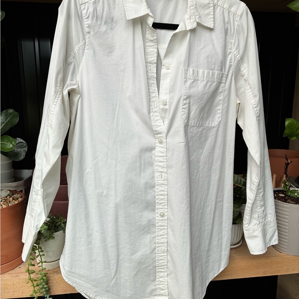 Athleta Classic Ivory Shirt